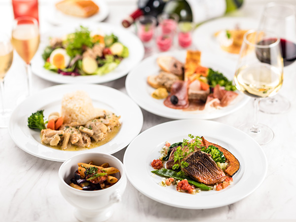 【飲み放題付き】立食貸切りプラン<br>5,000円(お一人様 税込)